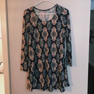 Francesca’s Long Sleeve Swing Dress